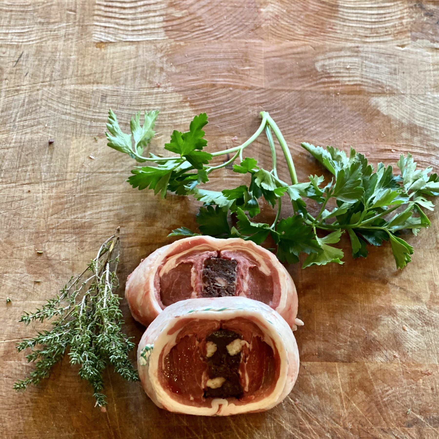 ED174EF6-CF75-42E4-9FAC-1A8F6E33493D_1_201_a Black Pudding Stuffed Lamb Noisettes